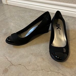 Anne Klein AK Sport Black Wedges Size 9.5M